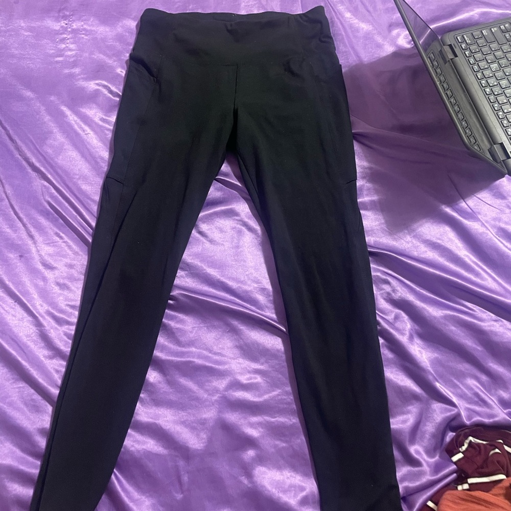 Black leggings